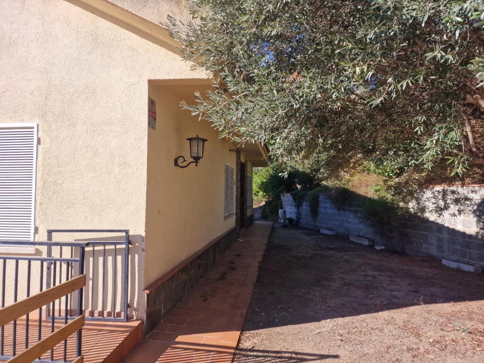 Villa Maresme & Villa Rosa Mataro Exterior photo