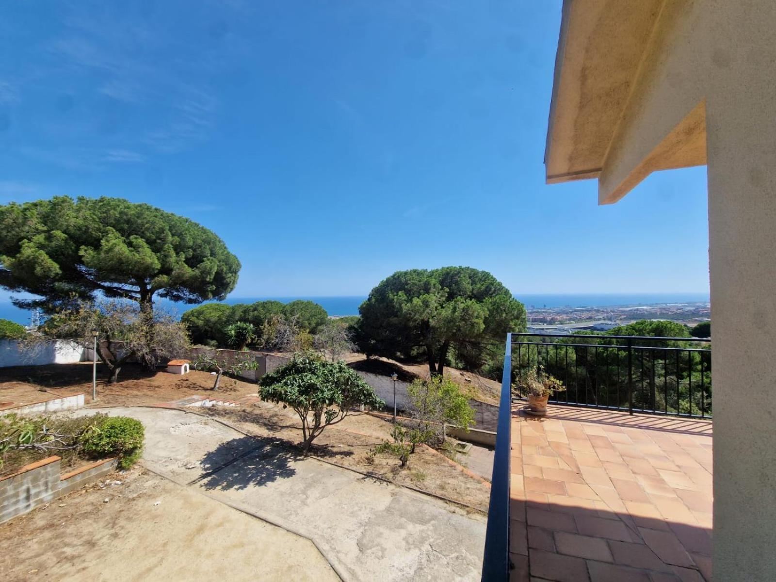Villa Maresme & Villa Rosa Mataro Exterior photo