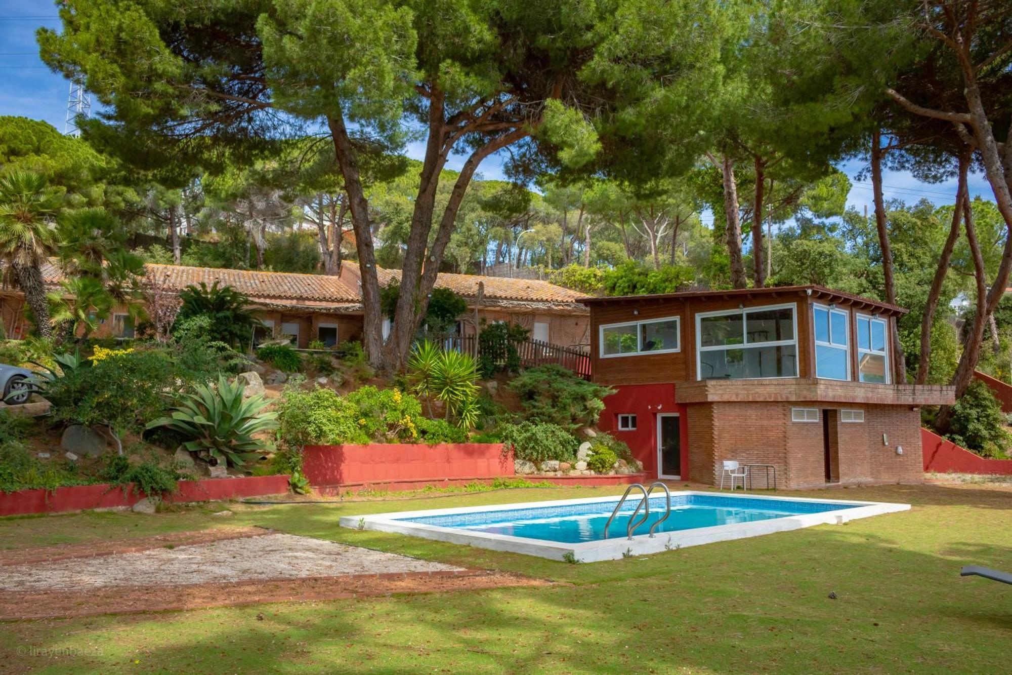 Villa Maresme & Villa Rosa Mataro Exterior photo