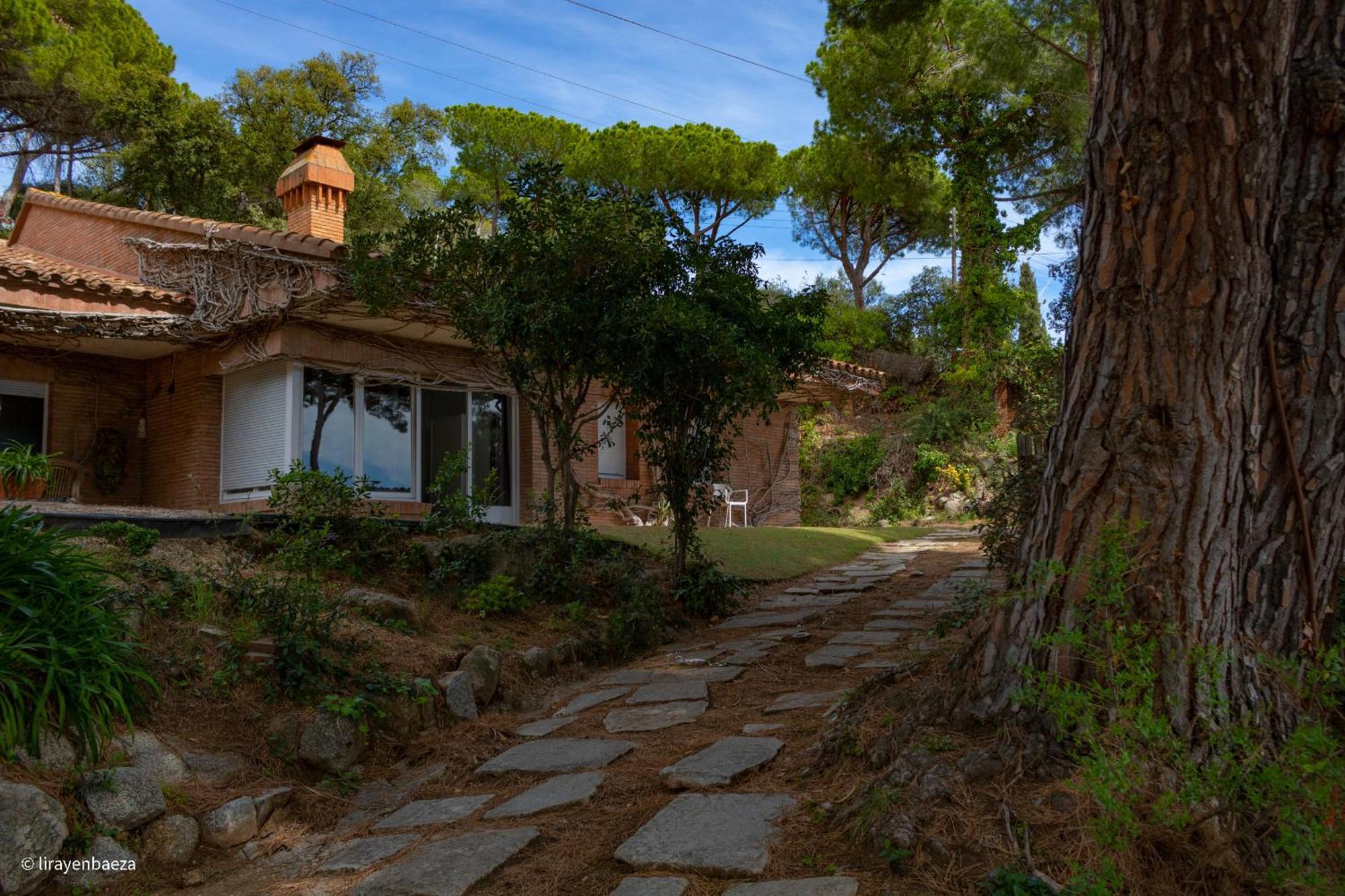 Villa Maresme & Villa Rosa Mataro Exterior photo