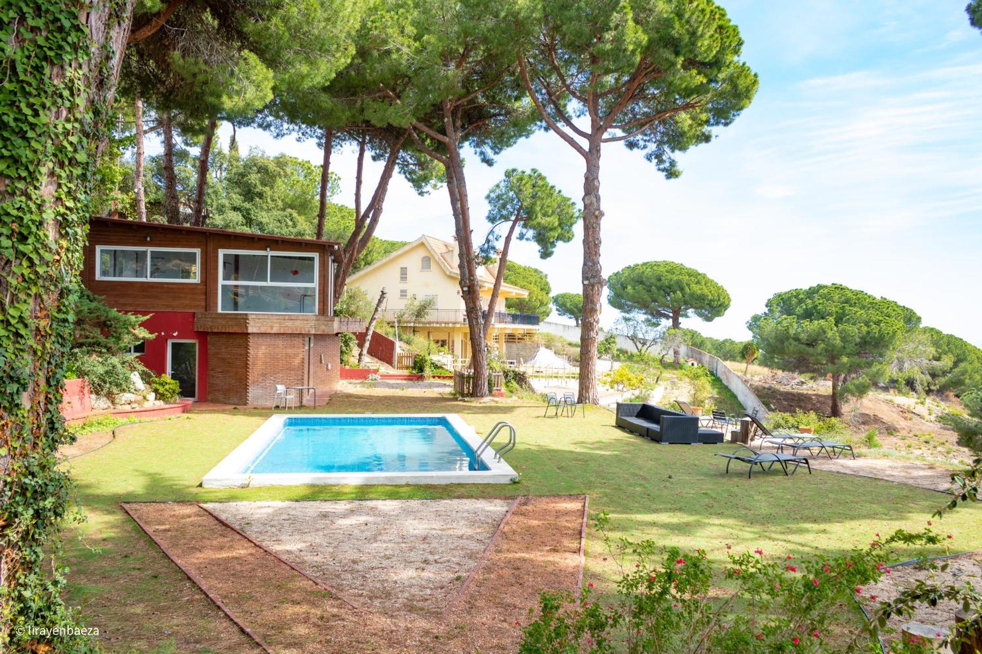 Villa Maresme & Villa Rosa Mataro Exterior photo
