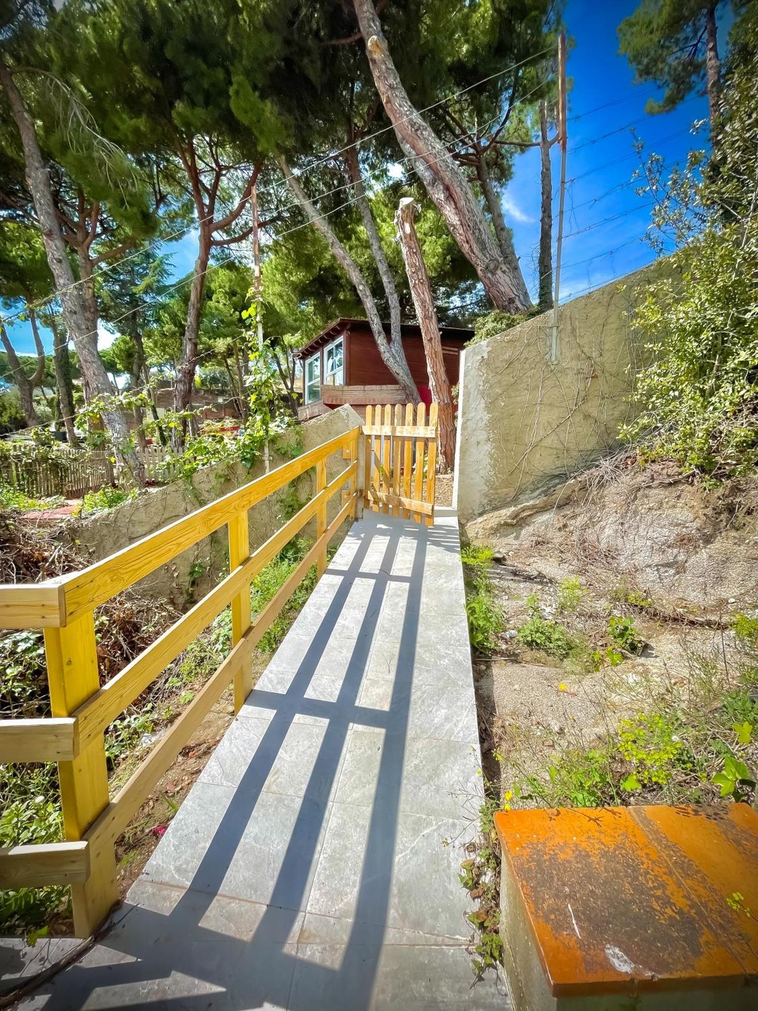 Villa Maresme & Villa Rosa Mataro Exterior photo