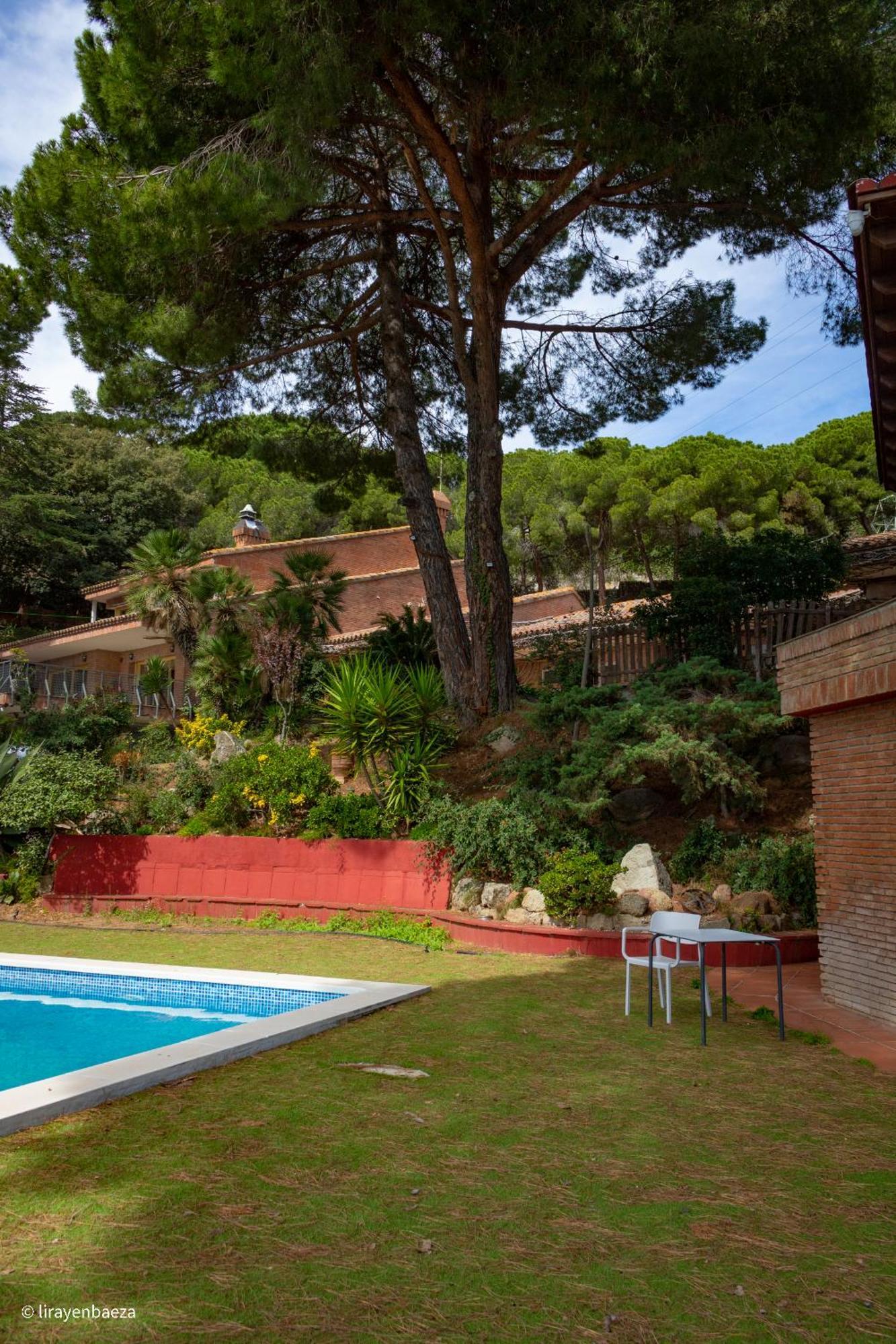 Villa Maresme & Villa Rosa Mataro Exterior photo